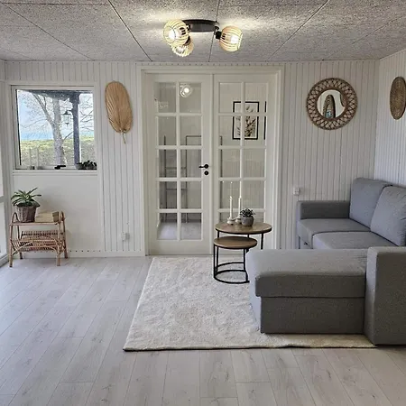 Family-friendly Near The Coast Semesterbostad Tirsbaek