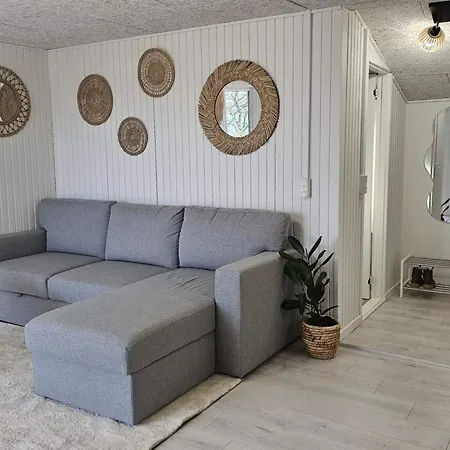 Family-friendly Near The Coast Semesterbostad Tirsbaek